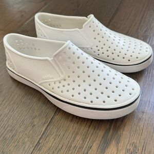 Native Kids Unisex Waterproof Outdoor Rubber Slip On Shoes Size C12 white